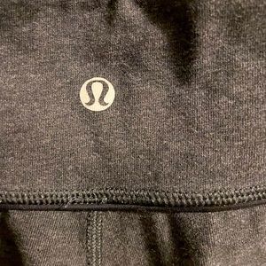 Grey lululemon crop leggings